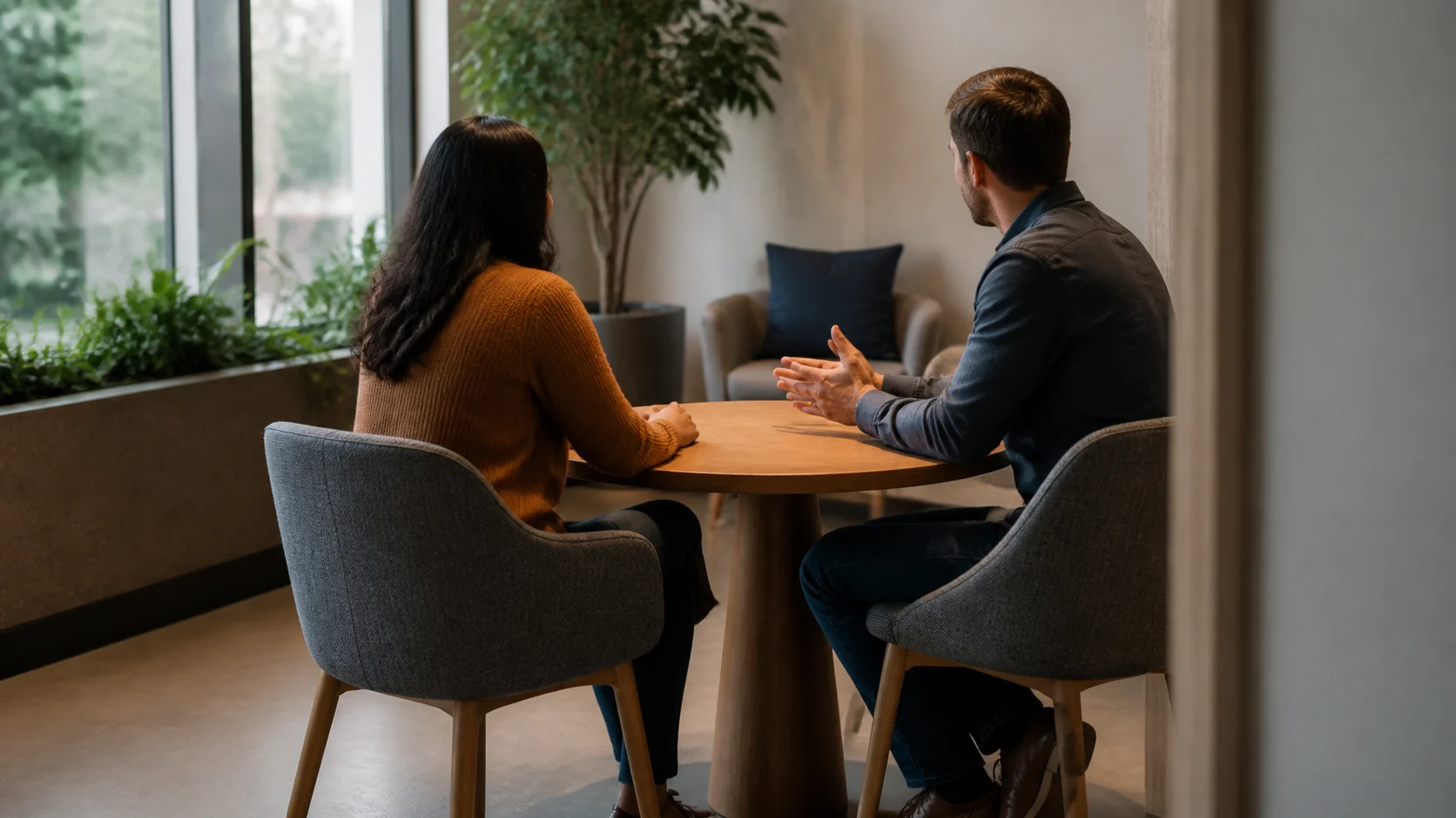 Manager and employee having a professional conversation